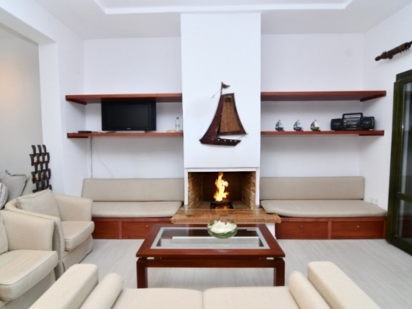 kuce na prodaju u grckoj hn