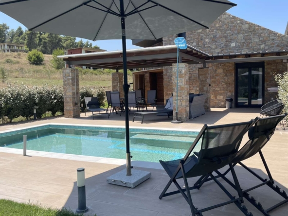 kuca na prodaju u grckoj hn